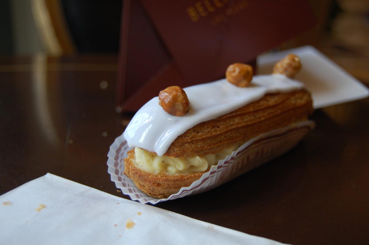 Eclaire with icing