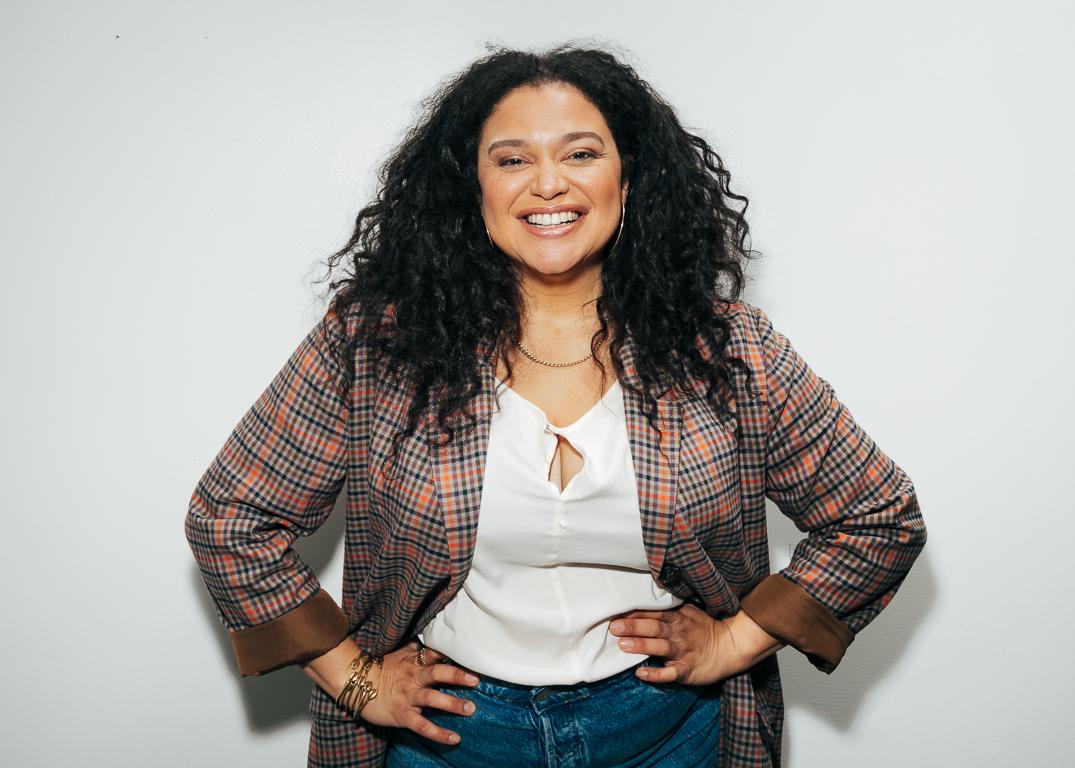 Headshot Michelle Buteau