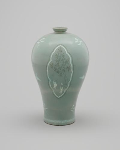 Vase, late 12th Century from Korea